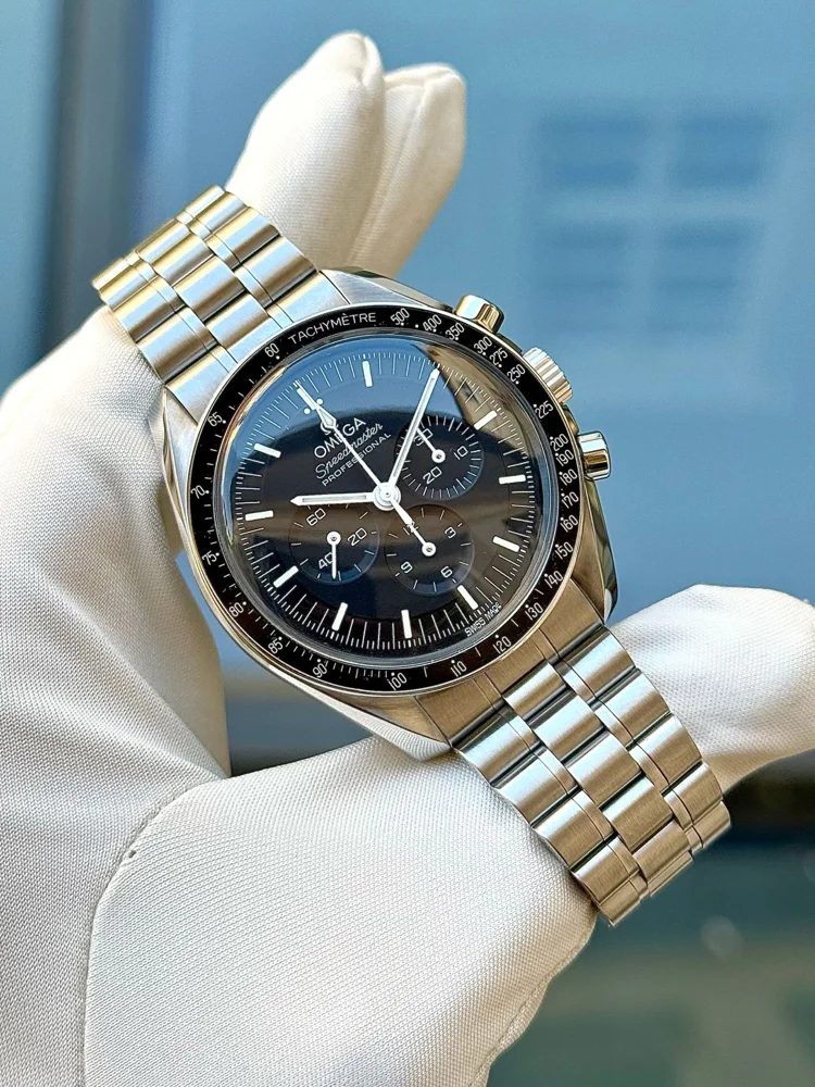 Omega Speedmaster Professional Moonwatch 